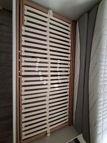 Electrisch verstelbare lattenbodem 2x beschikbaar voor biedingen