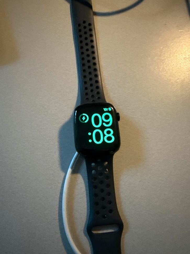 Apple watch 7series, Sieraden, Tassen en Uiterlijk, Smartwatches, Gebruikt, iOS, Zwart, GPS, Ophalen of Verzenden