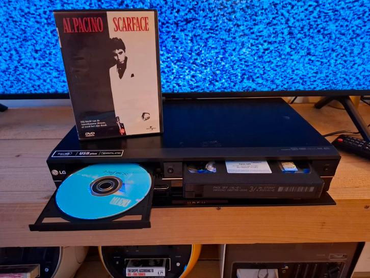 LG RC389H VHS DVD SUPERMULTI RECORDER FULL HD HDMI, Audio, Tv en Foto, Professionele Audio-, Tv- en Video-apparatuur, Zo goed als nieuw