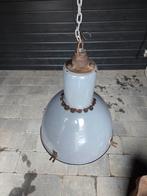 Mooie emaille hanglamp uit de jaren 60, Huis en Inrichting, Lampen | Hanglampen, Gebruikt, Vintage, Ophalen of Verzenden, Metaal