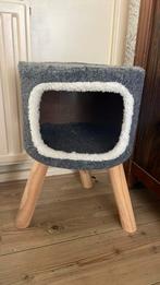 Katten mand huisje op poten, Dieren en Toebehoren, Ophalen, Zo goed als nieuw, Riet