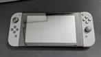 Nintendo switch eerste editie met screen protector, Spelcomputers en Games, Spelcomputers | Nintendo Switch, Ophalen, Gebruikt