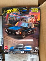 Hot Wheels Premium Boulevard Volvo 142