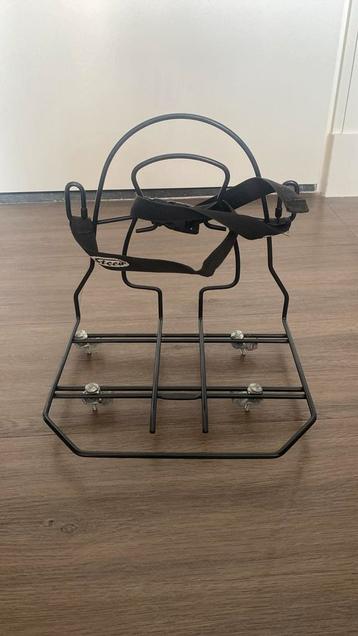 Tassendrager fiets beschikbaar voor biedingen