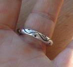 zilveren massieve ring rondom bewerkt [129], Verzenden, Zo goed als nieuw, 17 tot 18, Dame