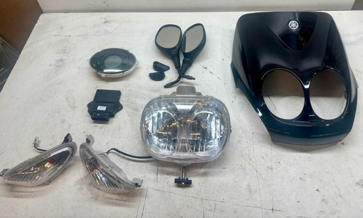 Veel onderdelen Yamaha Neos 2021 snor 25km 14K, Fietsen en Brommers, Brommeronderdelen | Scooters, Gebruikt, Yamaha, Zadel, Ophalen of Verzenden