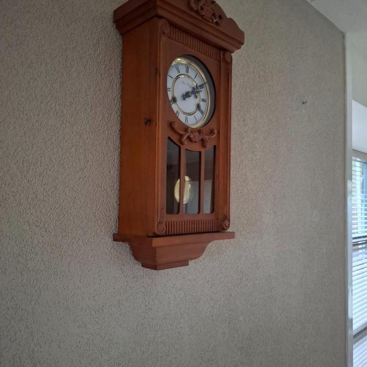 Grenen wandklok, Huis en Inrichting, Woonaccessoires | Klokken, Gebruikt, Wandklok, Analoog, Ophalen