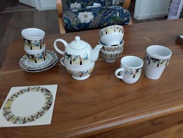 Aap Noot Mies servies. Jet ter Steege.  beschikbaar voor biedingen