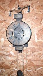 Antieke handgemaakte houten klok met gewicht, Ophalen of Verzenden