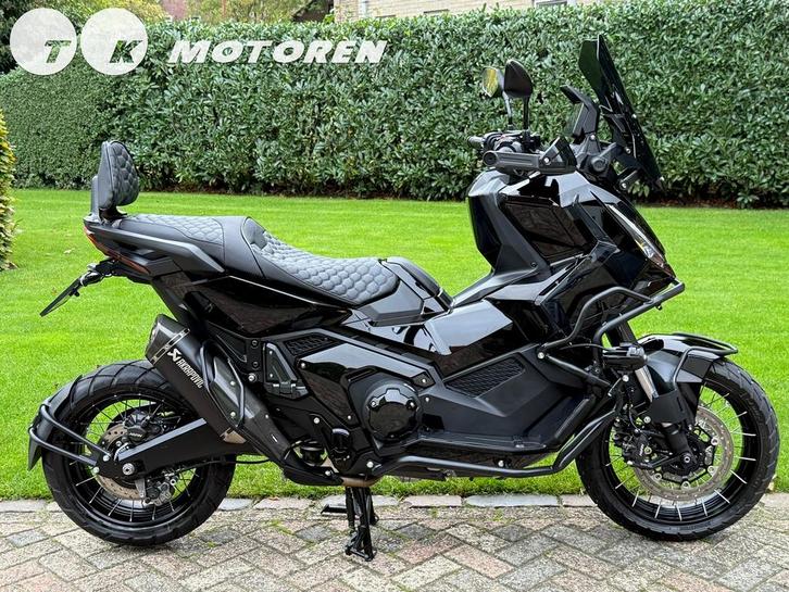 ⭐️ 2025 CUSTOM Honda XADV 750 TK BLACK EDITION TWV €24000, Motoren, Motoren | Honda, Bedrijf, Scooter, meer dan 35 kW, 2 cilinders