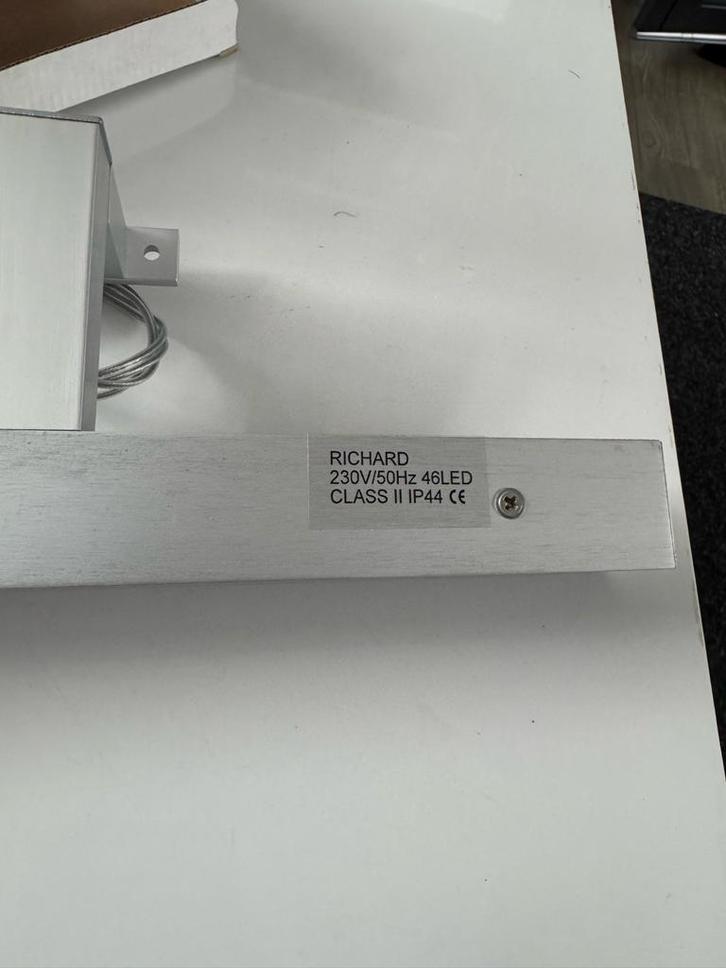 Richard Spiegellamp LED Badkamerlamp 30cm - Nieuw, Doe-het-zelf en Verbouw, Bouwverlichting, Nieuw, Lamp, Minder dan 50 watt, Ophalen
