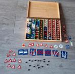 Verkeersbordjes in houten kist vintage, Ophalen of Verzenden, Gebruikt