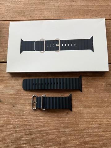 Apple Watch Ultra Ocean bandje Marineblauw Naturel titanium beschikbaar voor biedingen