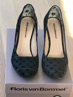 Elegante blauwe pumps maat 39, Pumps, Floris van Bommel, Zo goed als nieuw, Verzenden