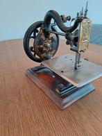 Antieke naaimachine The Franklin, Antiek en Kunst, Antiek | Naaimachines, Ophalen of Verzenden