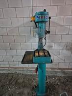 Kolomboormachine 380v, Doe-het-zelf en Verbouw, Gereedschap | Boormachines, Ophalen, Gebruikt, 600 watt of meer, Kolomboormachine