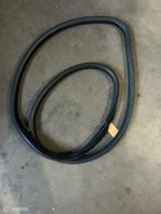 Deurrubber rechtsvoor Volvo V70 III ('07-'17), Gebruikt, Ophalen of Verzenden, Volvo, Volvo