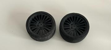 2x banden onroad 1/10 rc auto beschikbaar voor biedingen