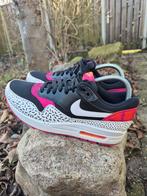 Nike Air Max 1 Pink Pow Fireberry, Zwart, Nike, Ophalen of Verzenden, Sneakers of Gympen