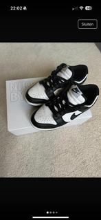 Nike jordan panda, Kleding | Dames, Ophalen, Zo goed als nieuw, Sneakers of Gympen