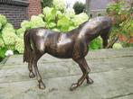 PAARD / BRONZEN BEELD / 23 CM HOOG, Nieuw, Paard, Ophalen of Verzenden, Beeldje of Figuurtje