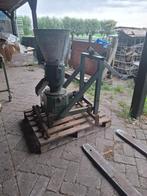 Platte Matrijs pelletpers  machine met Hammermolen, Ophalen of Verzenden, Gebruikt, 1200 watt of meer, Overige typen