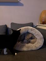 Zachte Katten Slaapzak - zo goed als nieuw, Dieren en Toebehoren, Ophalen of Verzenden, Zo goed als nieuw