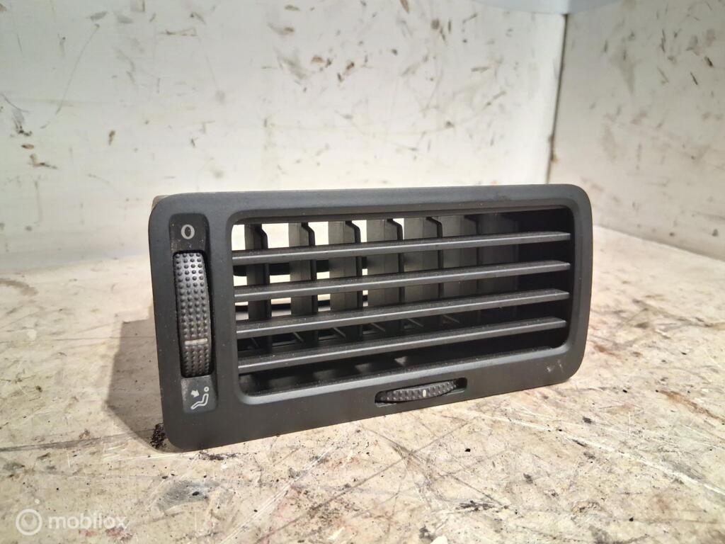 Ventilatierooster rv VW Bora 1.6-16V ('98-'06) 1j1819710B, Auto-onderdelen, Airco en Verwarming, Volkswagen, Gebruikt, Ophalen of Verzenden