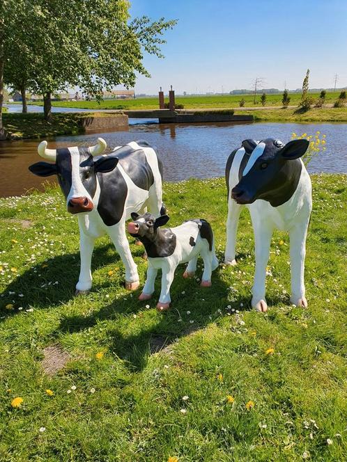 Mooie Set Koeien, Tuin en Terras, Tuinbeelden, Nieuw, Dierenbeeld, Kunststof, Ophalen