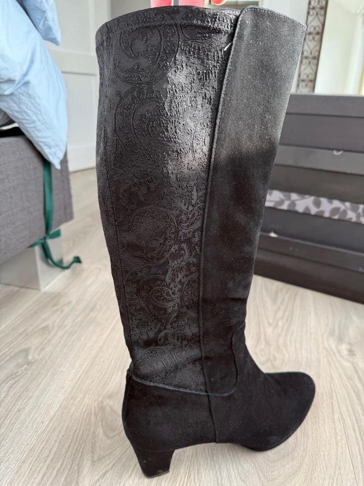 Laarzen maat 42, Kleding | Dames, Schoenen, Zo goed als nieuw, Hoge laarzen, Zwart, Ophalen of Verzenden