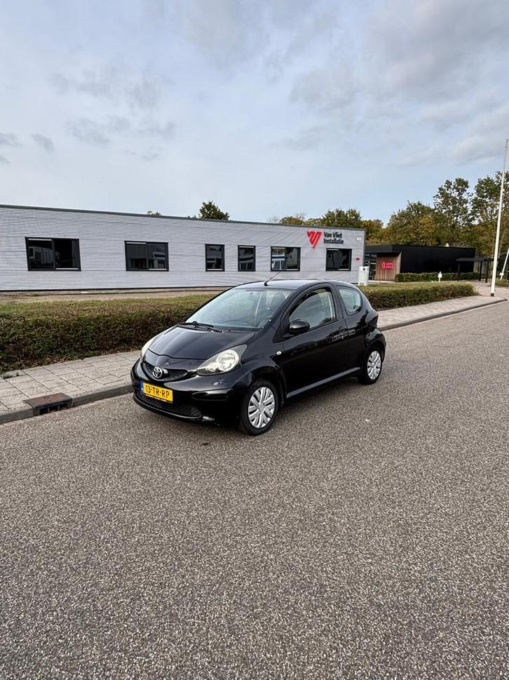 Toyota Aygo 1.0-12V +, Auto's, Toyota, Bedrijf, Te koop, Aygo, ABS, Airbags, Centrale vergrendeling, Elektrische ramen, Metallic lak