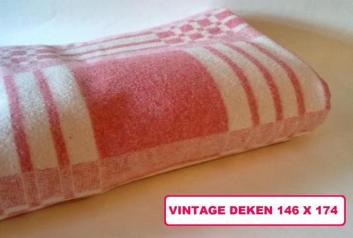 retro vintage 70s deken beddengoed plaid roze wit, Huis en Inrichting, Slaapkamer | Beddengoed, Gebruikt, Deken of Dekbed, Eenpersoons