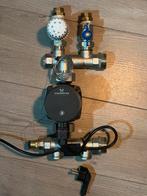 Pompgroep vloerverwarming Grundfos ALPHA1 B, Doe-het-zelf en Verbouw, Verwarming en Radiatoren, Ophalen, 30 tot 80 cm, Gebruikt