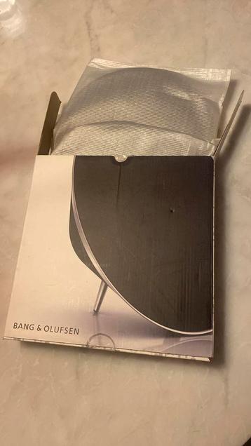 Bang & Olufsen Beoplay A8 covers