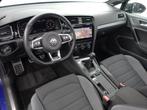 Volkswagen Golf 1.5 TSI R Line+ Panoramadak, Ada Cruise, Xen, Voorwielaandrijving, 65 €/maand, 4 cilinders, Blauw