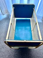 Vintage poppenbed gaatjesmetaal MATEGOT jaren '60-'70., Ophalen of Verzenden, Overige typen
