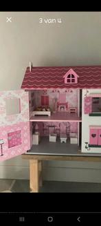 Houten poppenhuis incl. meubeltjes, Ophalen, Zo goed als nieuw, Poppenhuis