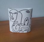 Originele Gusta Vaas face, Huis en Inrichting, Woonaccessoires | Vazen, Wit, Aardewerk of Porselein, Nieuw, Ophalen of Verzenden