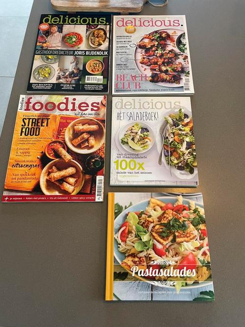Kookboeken: delicious, Hét saladeboek! Foodmagazines, pasta, Boeken, Kookboeken, Zo goed als nieuw, Italië, Ophalen of Verzenden