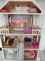 Schattig Poppenhuis met Meubels, Ophalen of Verzenden, Gebruikt, Poppenhuis