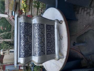 Barok Buikkastje. beschikbaar voor biedingen