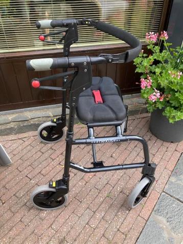 Nexus 3, inklapbare rollator met rugsteun i.z.g.s. beschikbaar voor biedingen