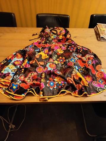 Zomerjurk met bloemenprint beschikbaar voor biedingen