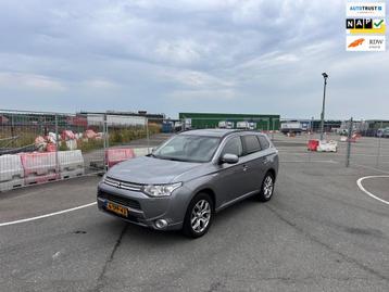 Mitsubishi Outlander 2.0 PHEV Instyle Clima.Navi.Camera beschikbaar voor biedingen