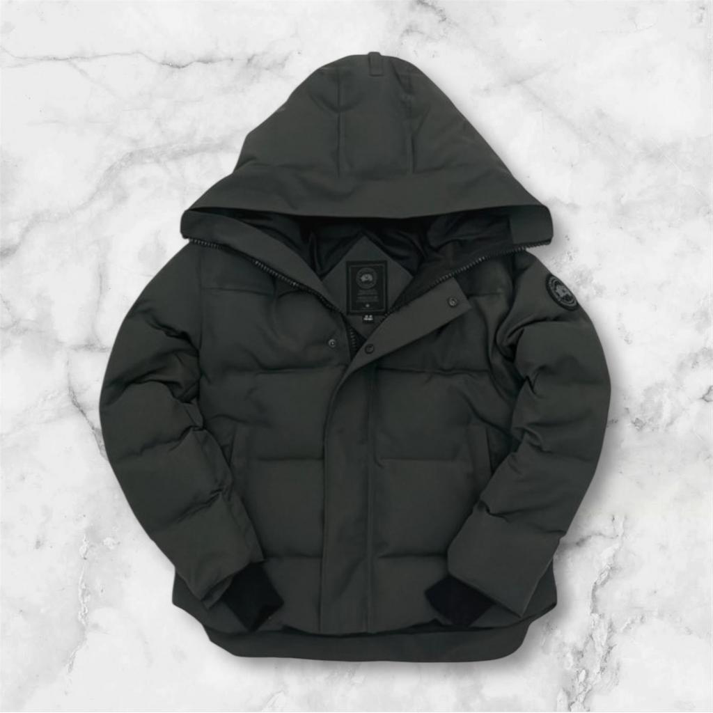 CANADA GOOSE JAS-GRIJS MET ZWARTE LOGO‼️, Kleding | Heren, Jassen | Winter, Zo goed als nieuw, Maat 52/54 (L), Zwart, Ophalen of Verzenden