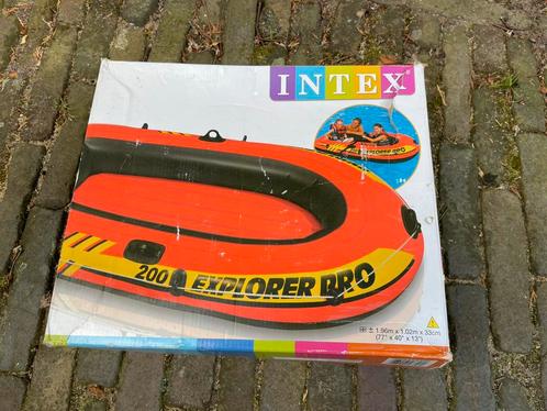 Intex opblaasboot en snelpomp, Kinderen en Baby's, Speelgoed | Buiten | Opblaasfiguren, Zo goed als nieuw, Ophalen