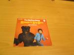 Ronnie And The Big Bear - The Big Bear Bump / Do,Re,Mi,Fa,So, Ophalen of Verzenden, Zo goed als nieuw, Pop