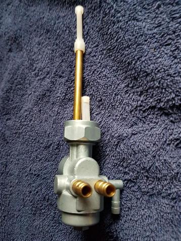 Benzinekraan Kawasaki S1, S2 of S3 dus de 250, 350 en 400. beschikbaar voor biedingen