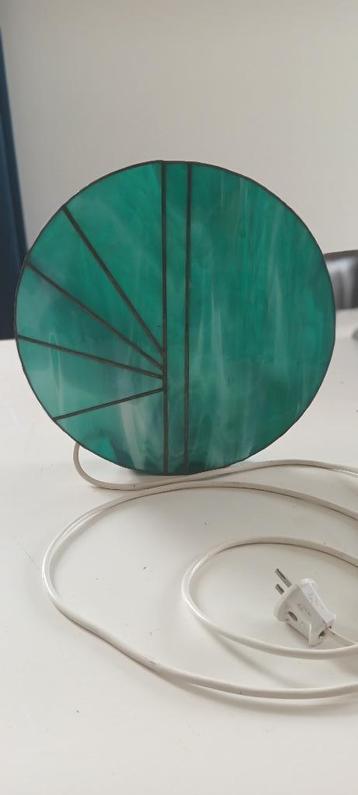 Unieke sfeervolle groene wandlamp in tiffany stijl beschikbaar voor biedingen