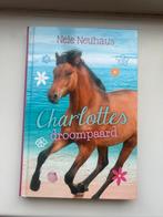 Charlottes droompaard - Nele Neuhaus, Boeken, Ophalen of Verzenden, Zo goed als nieuw, Fictie algemeen